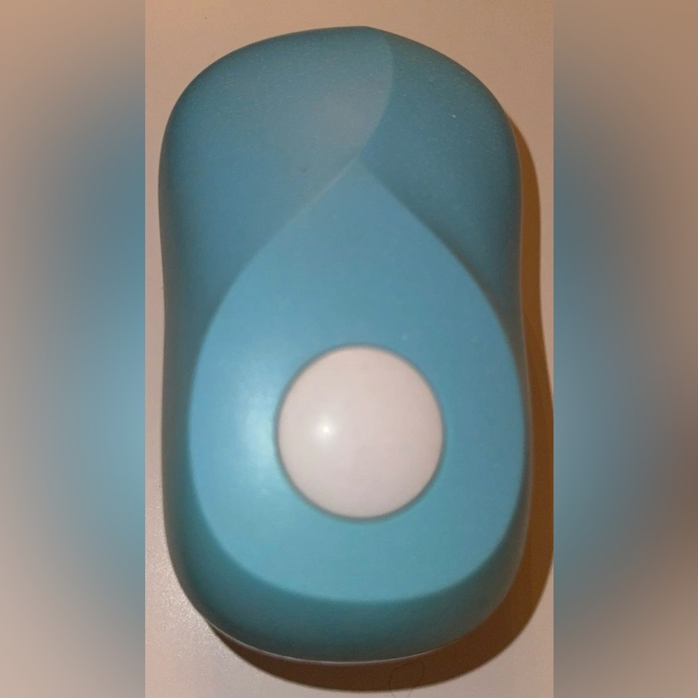 Blue and White Can Opener Requires Batteries, Reference Picture For Size